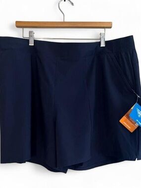 New Womens Columbia PFG shorts